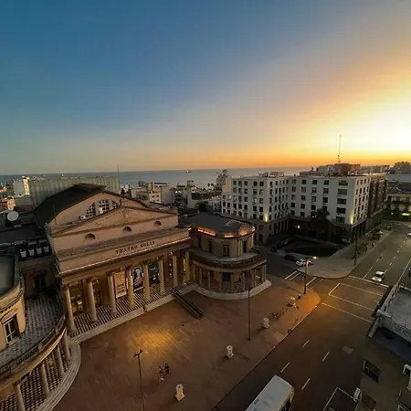 Hermoso Apartamento En Casco Historico Con Vistas Al Rio Montevideo Exterior photo
